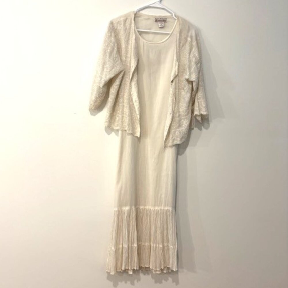 Karavan Vintage Long Ivory Sleeveless Dress with Embroidered Button-Down Top